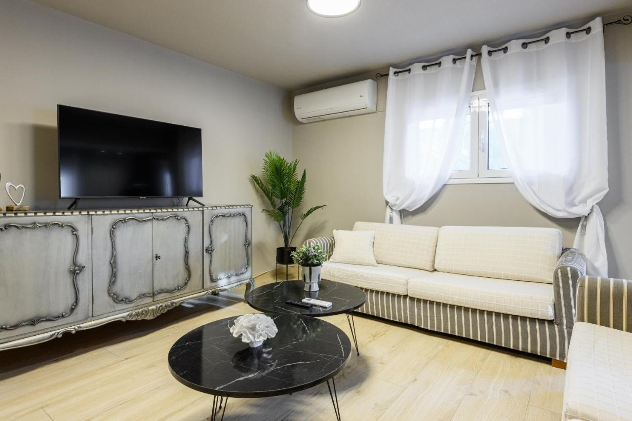 Louloudis Apartments Complex Тасос Экстерьер фото